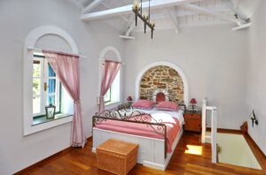 villa-potami-skopelos-bedroom