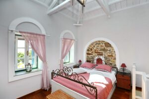 villa-potami-skopelos-bedroom1