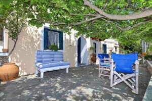 potami-villa-yardcorner